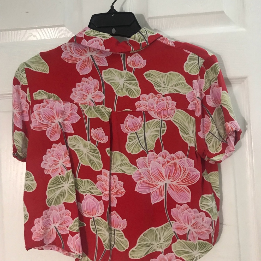 Floral button up cropped shirt
